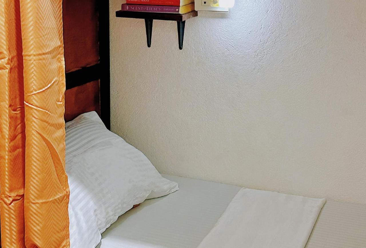 Moana Beach House Moalboal Esterno foto