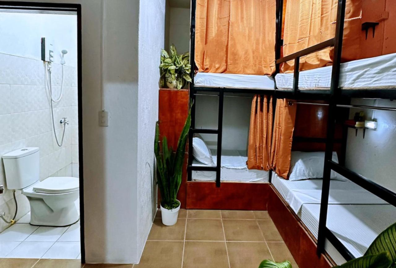 Moana Beach House Moalboal Esterno foto