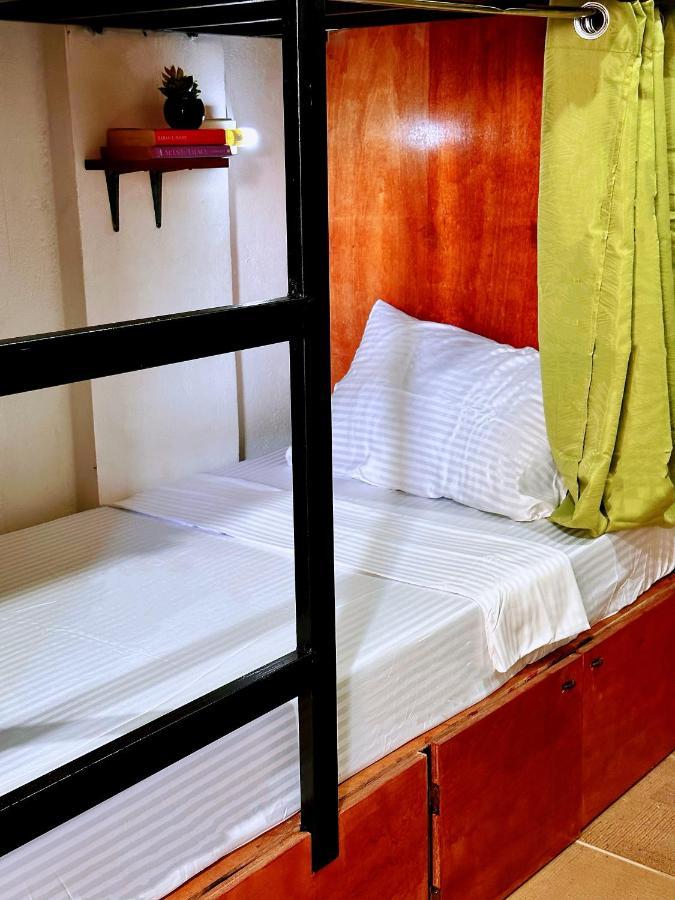 Moana Beach House Moalboal Esterno foto