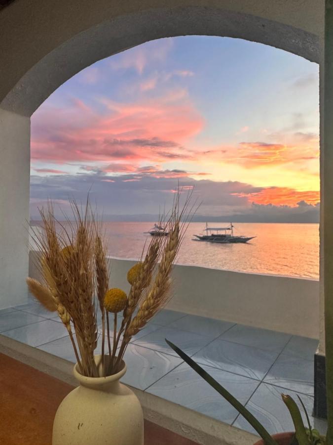 Moana Beach House Moalboal Esterno foto