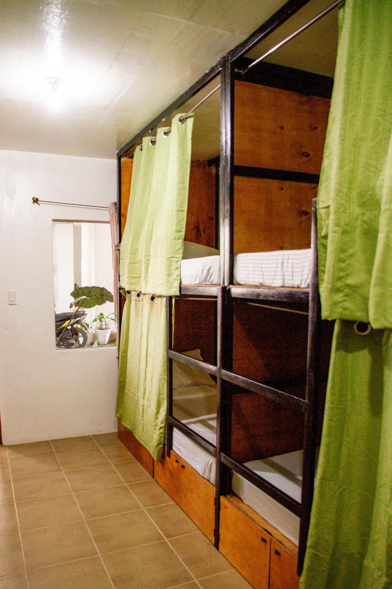 Moana Beach House Moalboal Esterno foto