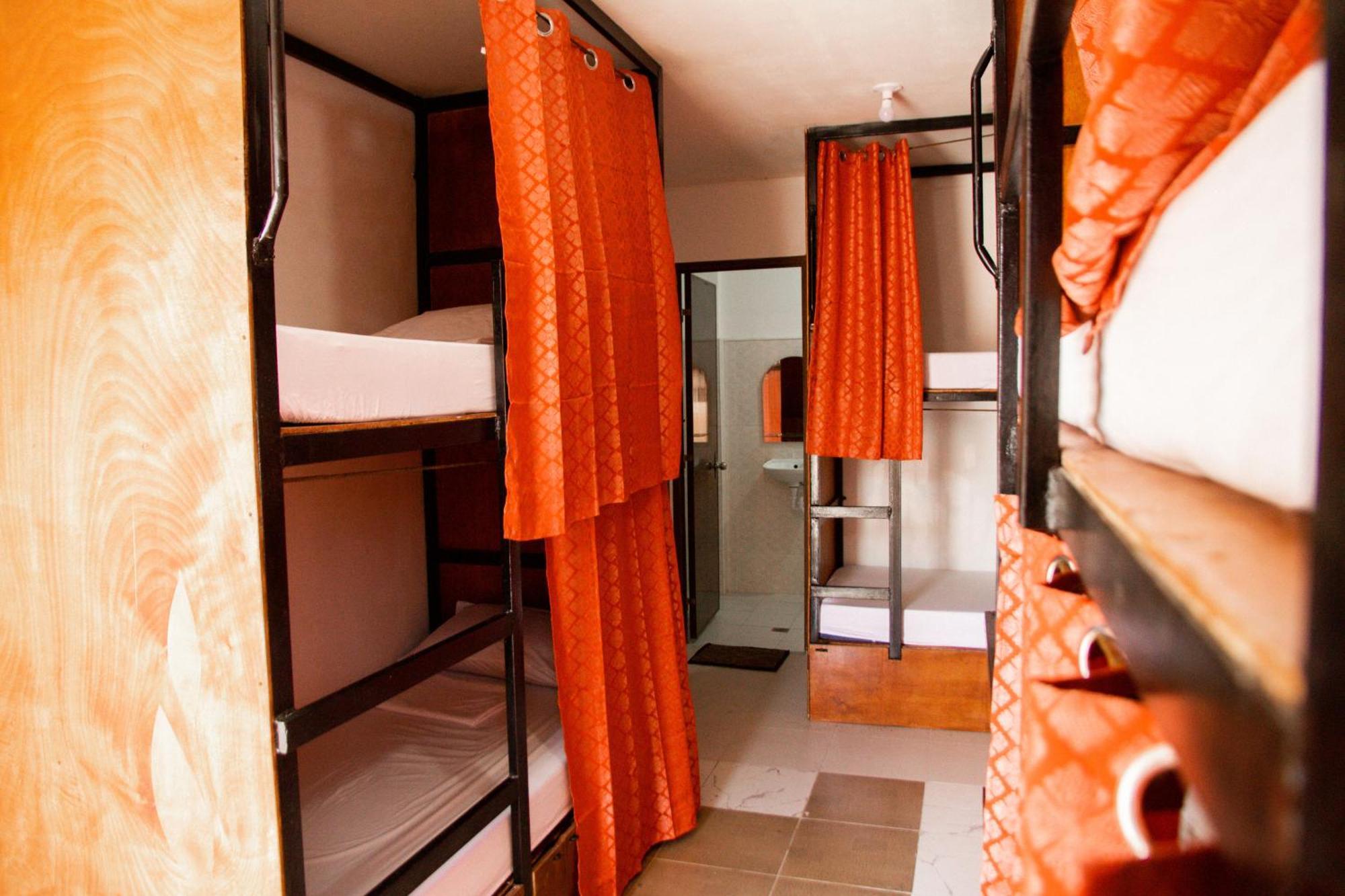 Moana Beach House Moalboal Esterno foto